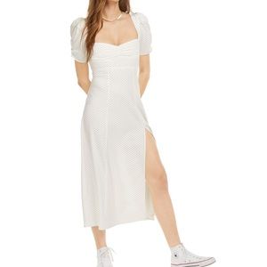 COPY - Danielle Bernstein Puffy Shoulder dress